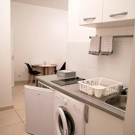 Studio Hyper Centre * ריימס